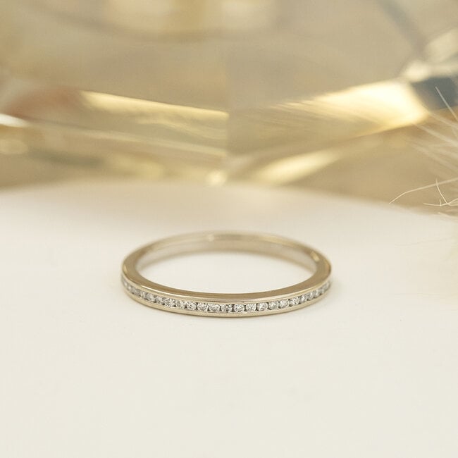 Weißgold-Allianzring mit Diamant 14 Karat