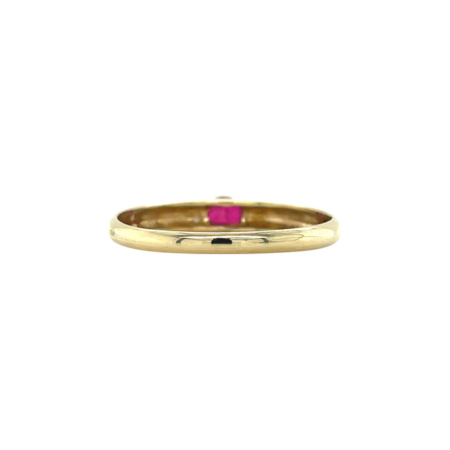 Gold ring with ruby 14 karat