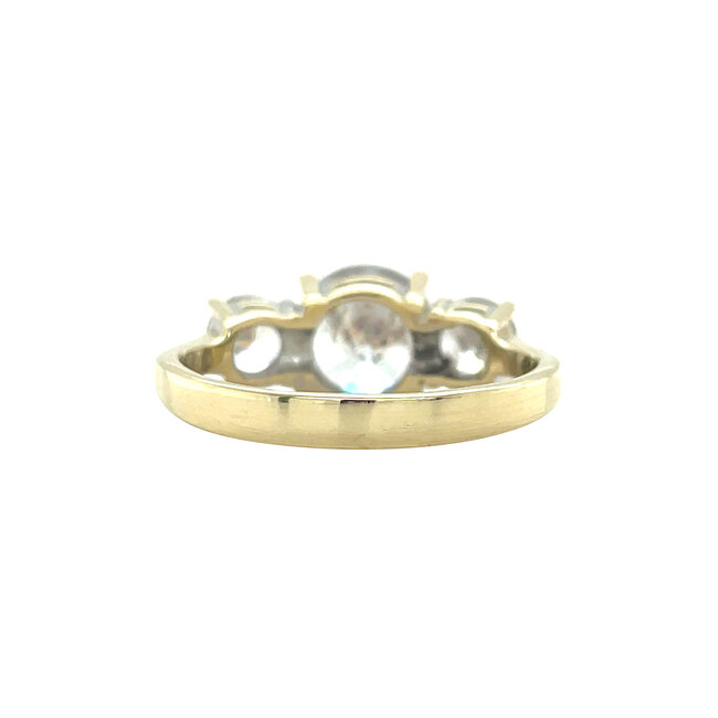 Gold ring with zirconia 14 karat