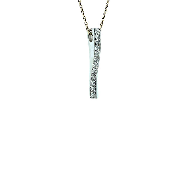 White gold pendant with diamond 14 karat