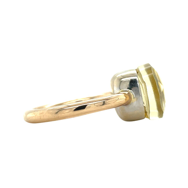 Goldener Ring mit Farbstein 14 Karat