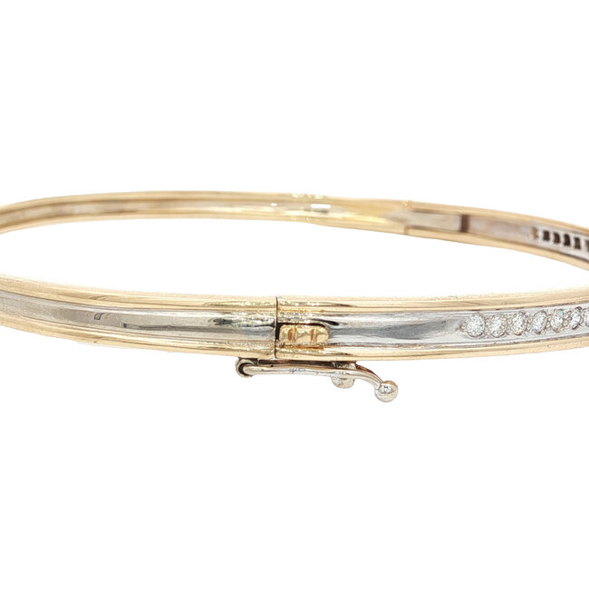 Gouden bangle met diamant 14 karaat