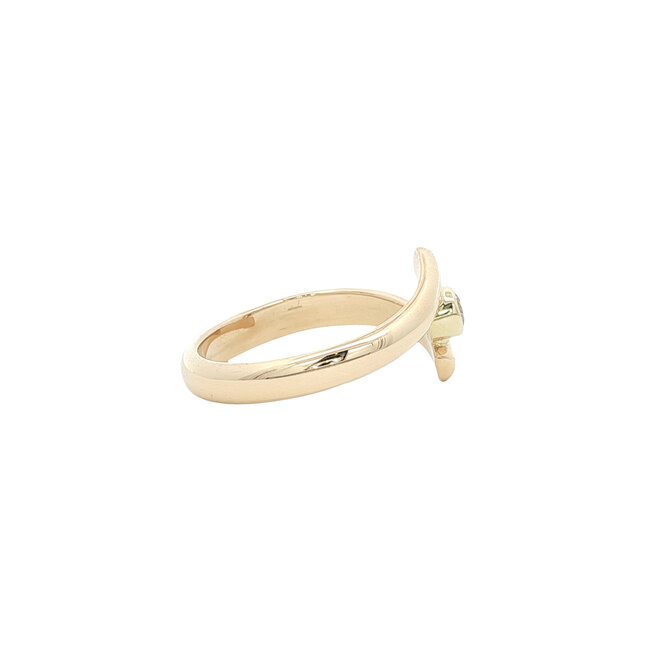 Goldener Ring mit Zirkonia 14 Karat