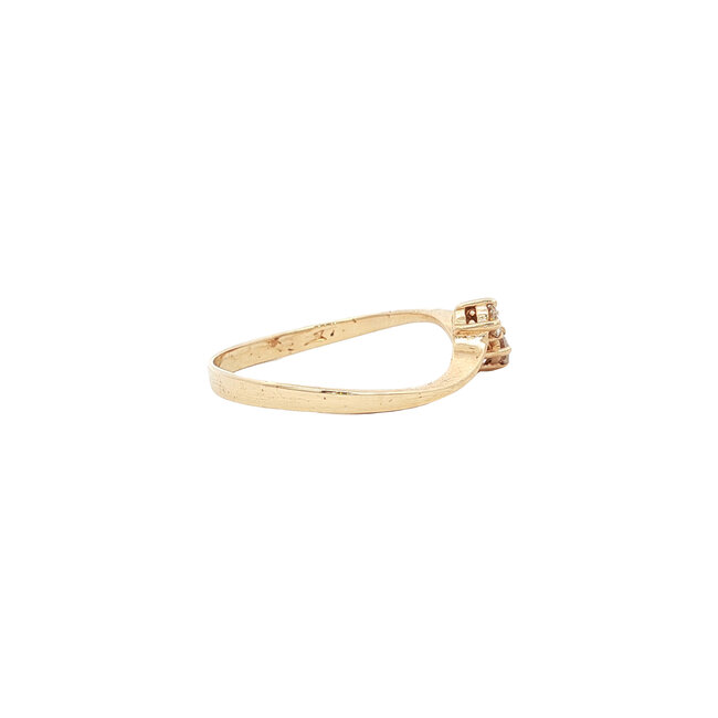 Gold ring with diamond 14 karat