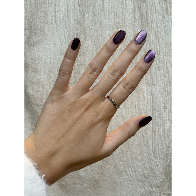 White gold hammered ring 14 karat