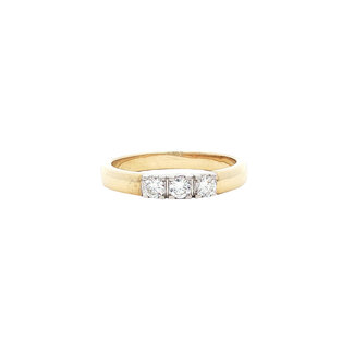 Gold memory ring diamond
