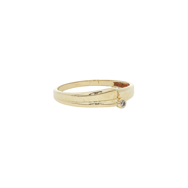 Goldener Ring mit Diamant 14 Karat