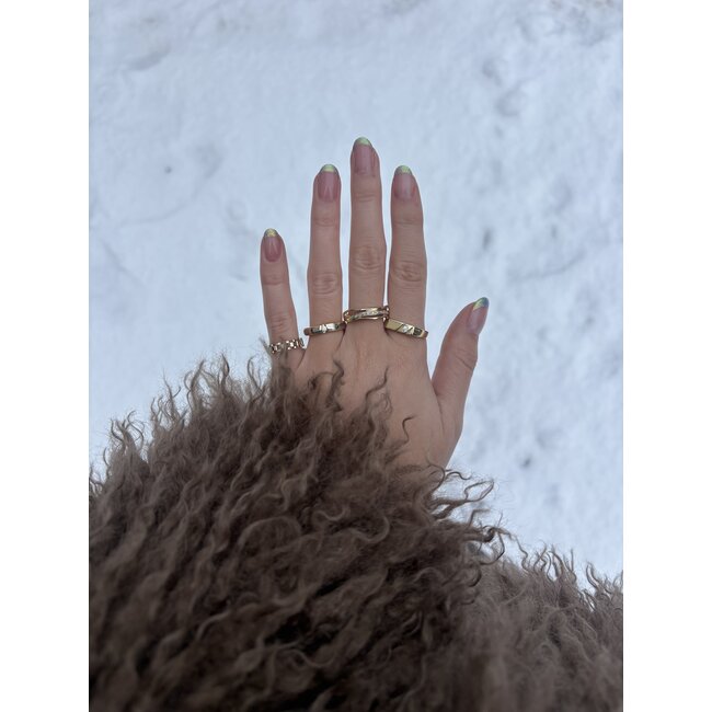 Gold ring with diamond 14 karat