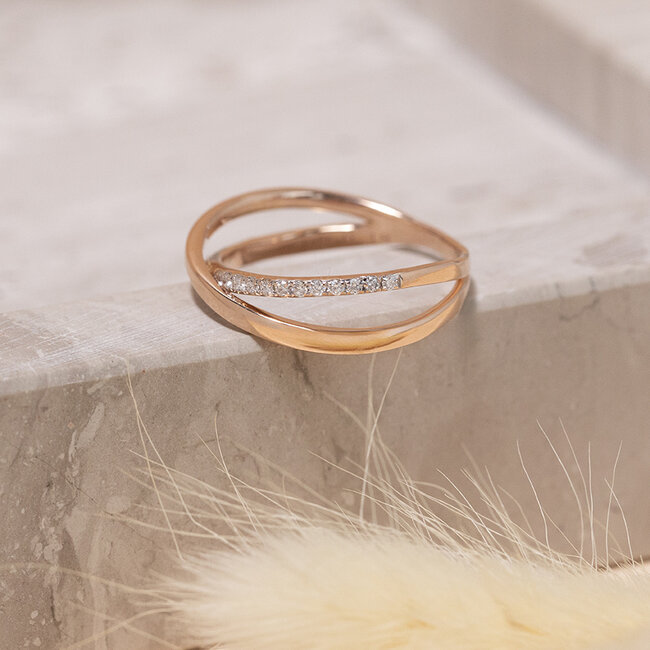 Roségoldener Schlagring mit Diamant 18 Karat