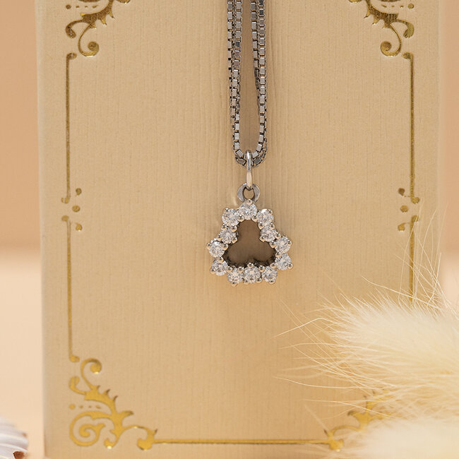 Weißgoldener Anhänger mit Diamant 18 Karat