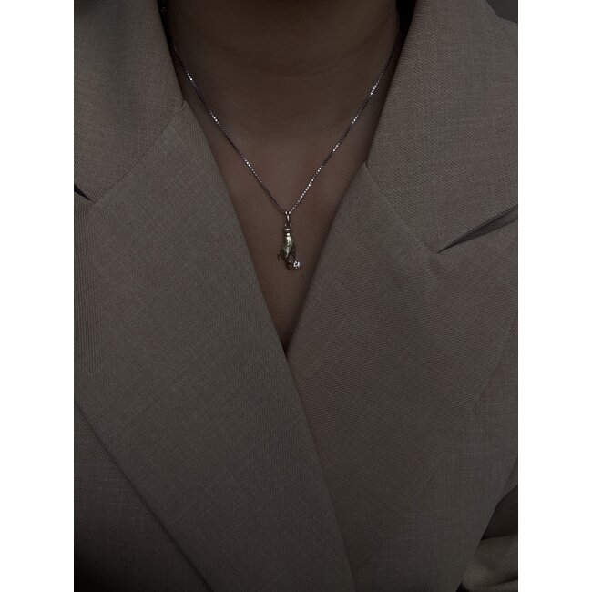 Gold hand pendant with diamond 14 karat