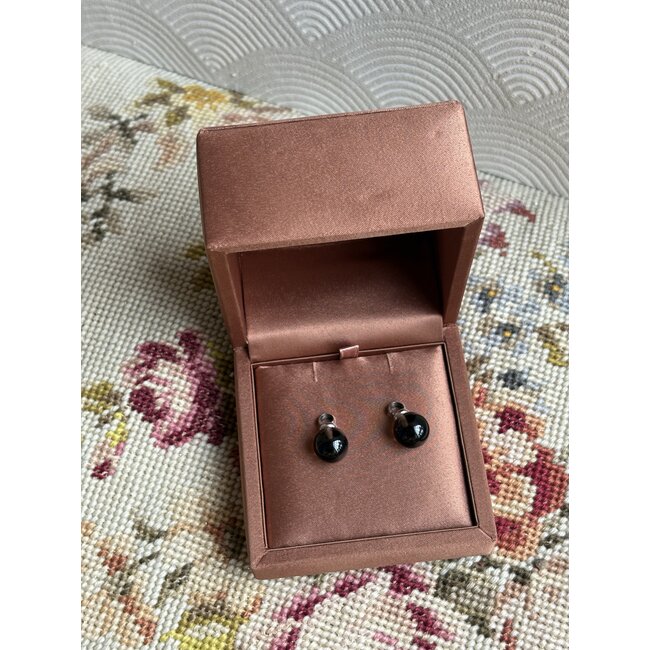 Weißgoldene Anhänger von Bron Jewelry 14 Karat