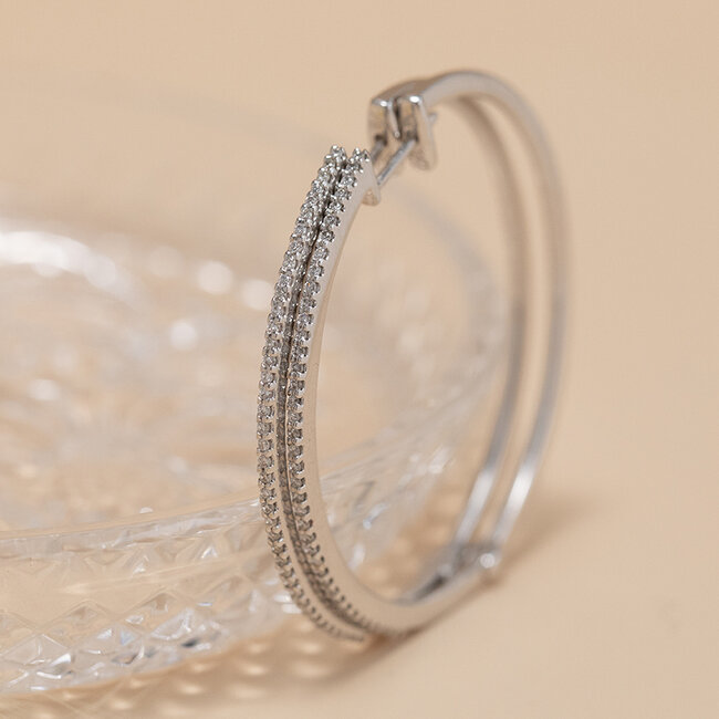 Weißgoldene Ohrringe mit Diamant 18 Karat