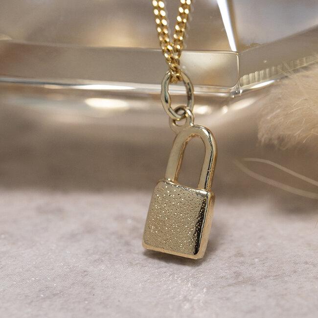 Gold pendant padlock 14 karat