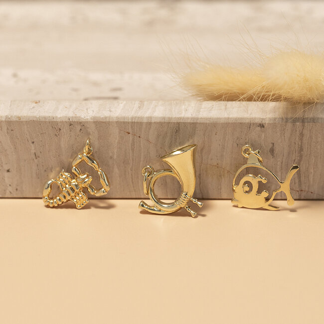 14 karat gold fish pendant