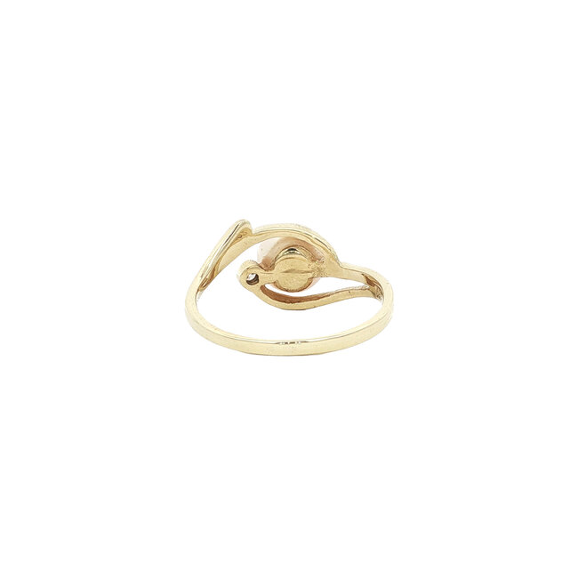 Goldener Ring mit Perle und Zirkonia 14 Karat