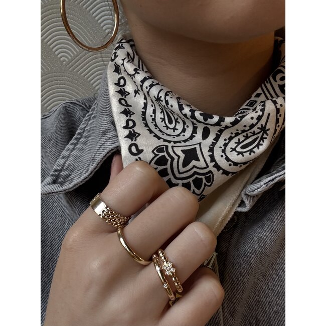 Golden stax ring with diamond from Bron Jewelry 18 karat