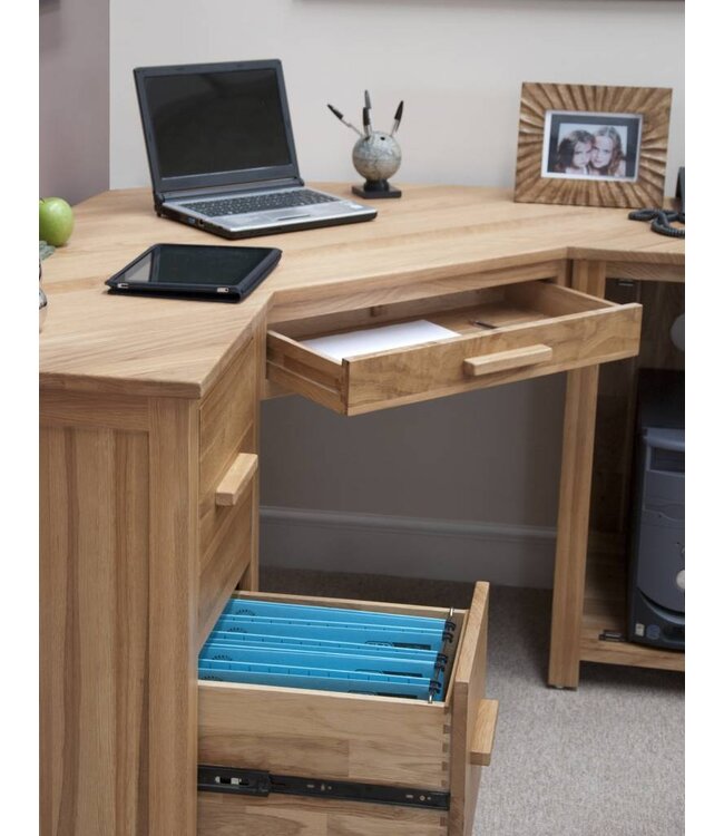 Homestyle GB Opus Oak Corner Desk