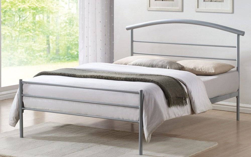 Brennington Metal Bed