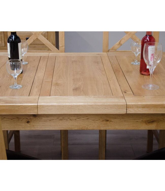 Homestyle GB Deluxe Oak Medium Extending Table