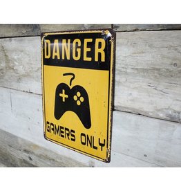 Gamers Only - Metal Sign