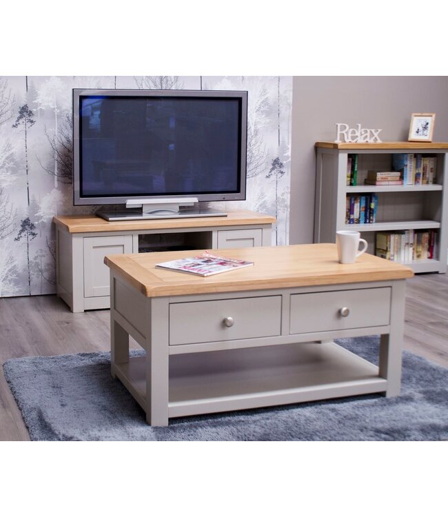 Homestyle GB Diamond Painted Coffee Table