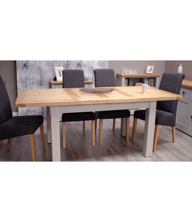 Homestyle GB Diamond Painted Medium Extending Table