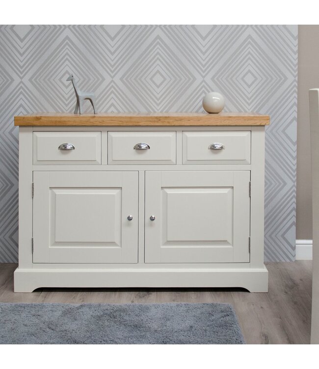 Homestyle GB Painted Deluxe Medium Sideboard