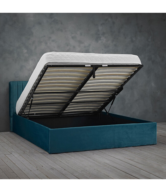 LPD Furniture Berlin Ottoman Velvet Bed