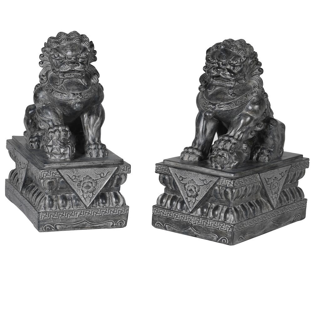 Pair of Distressed Foo Dogs