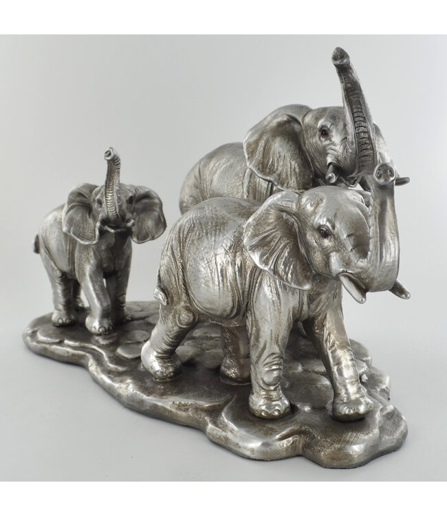 Fiesta Studios Family of Three  Elephants