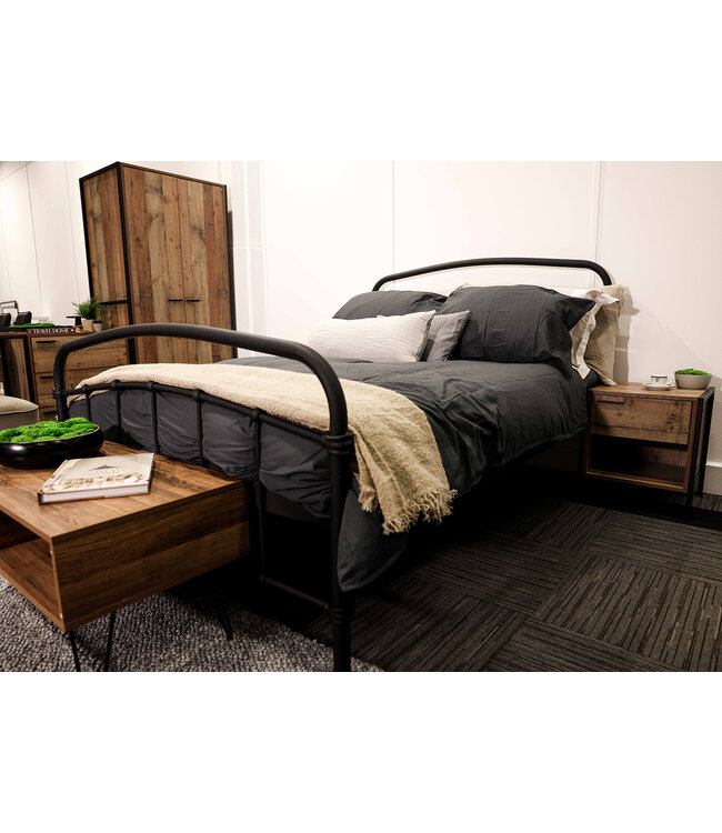 LPD Furniture Hoxton 2 Door Wardrobe