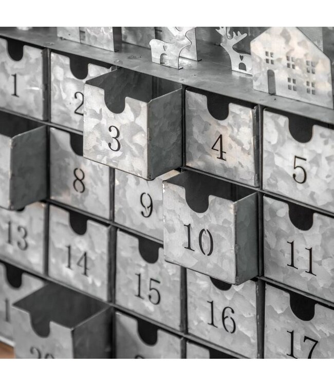 House Scene Advent Calendar Metal