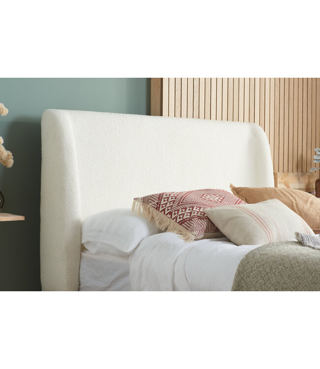Birlea Halfden Ottoman Bed