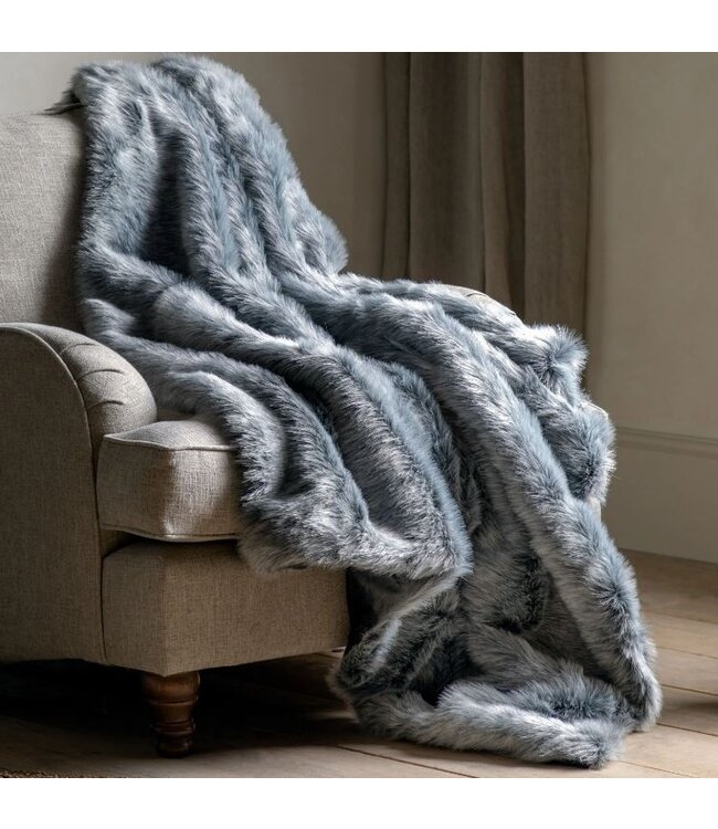 Premium Faux Fur Throw