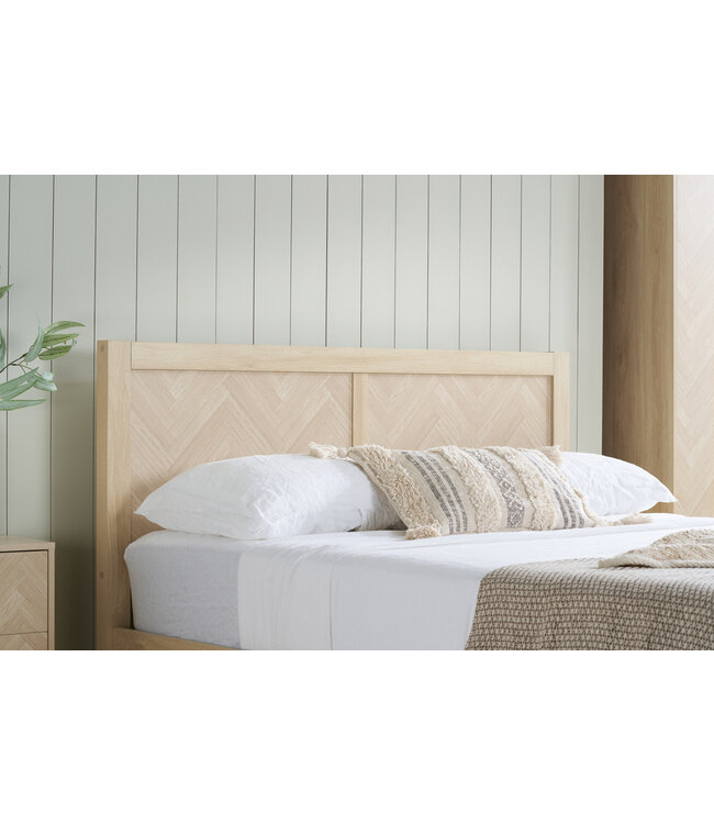 Birlea Herringford Ottoman Bed