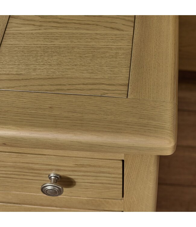 Julian Bowen Windsor Smokey Oak 3 Drawer Slim Bedside Table