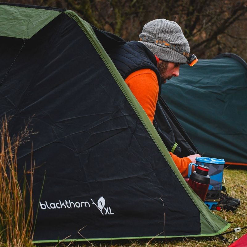 Pelgrim Leger bende Highlander Blackthorn 1 XL - 1 persoons tent - trekkingtent |  Backpackspullen.nl