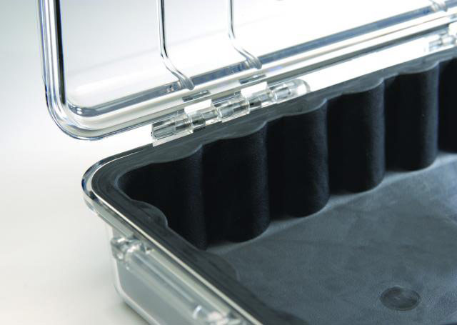 Micro Case 1040 - Black / Clear