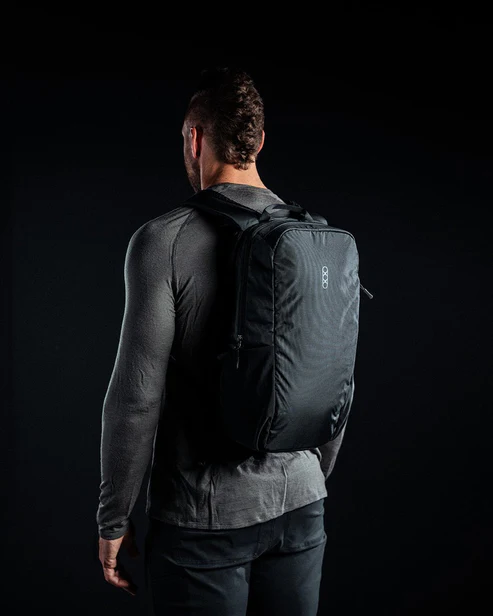 Fade Transport 18L - Black