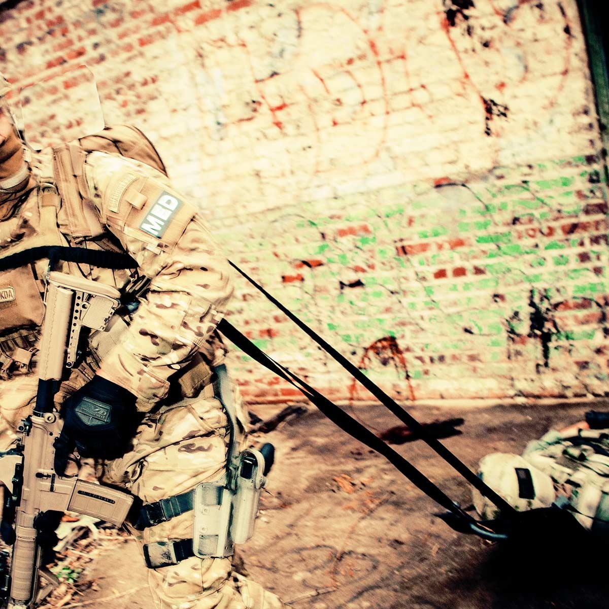 Foxtrot Litter and Carrier - Black