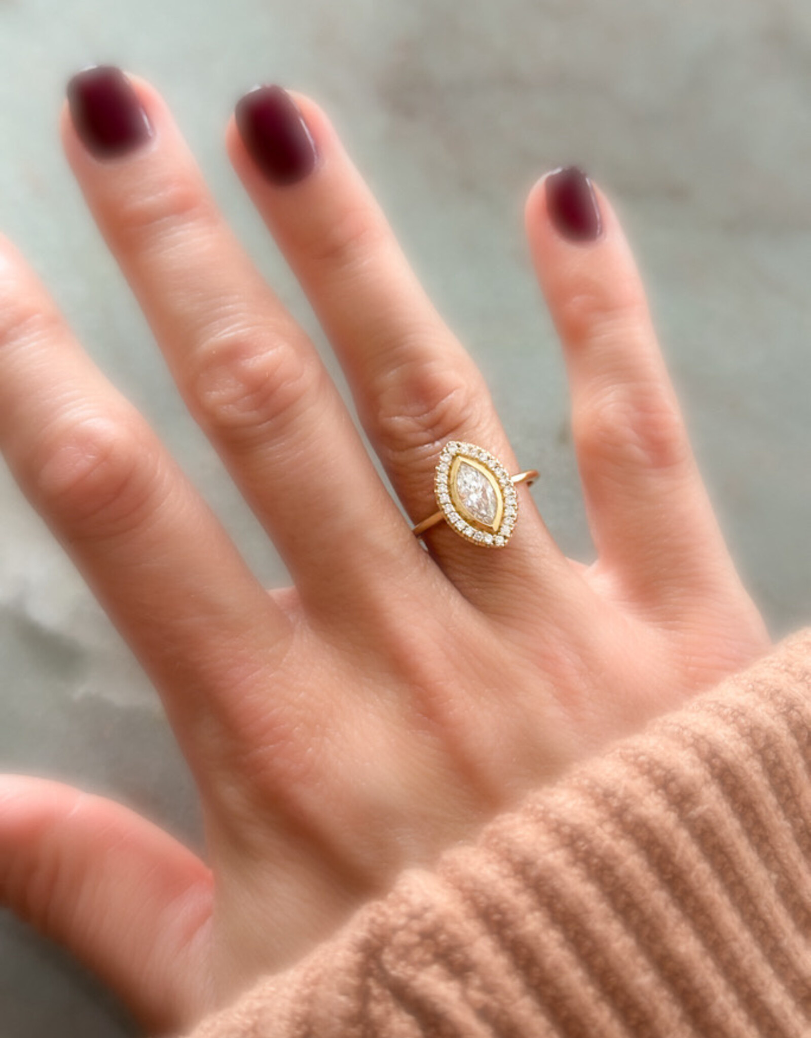 Atelier Maison Maat 56 - Romance - fijne ringband - 18 karaat geel goud - diamant