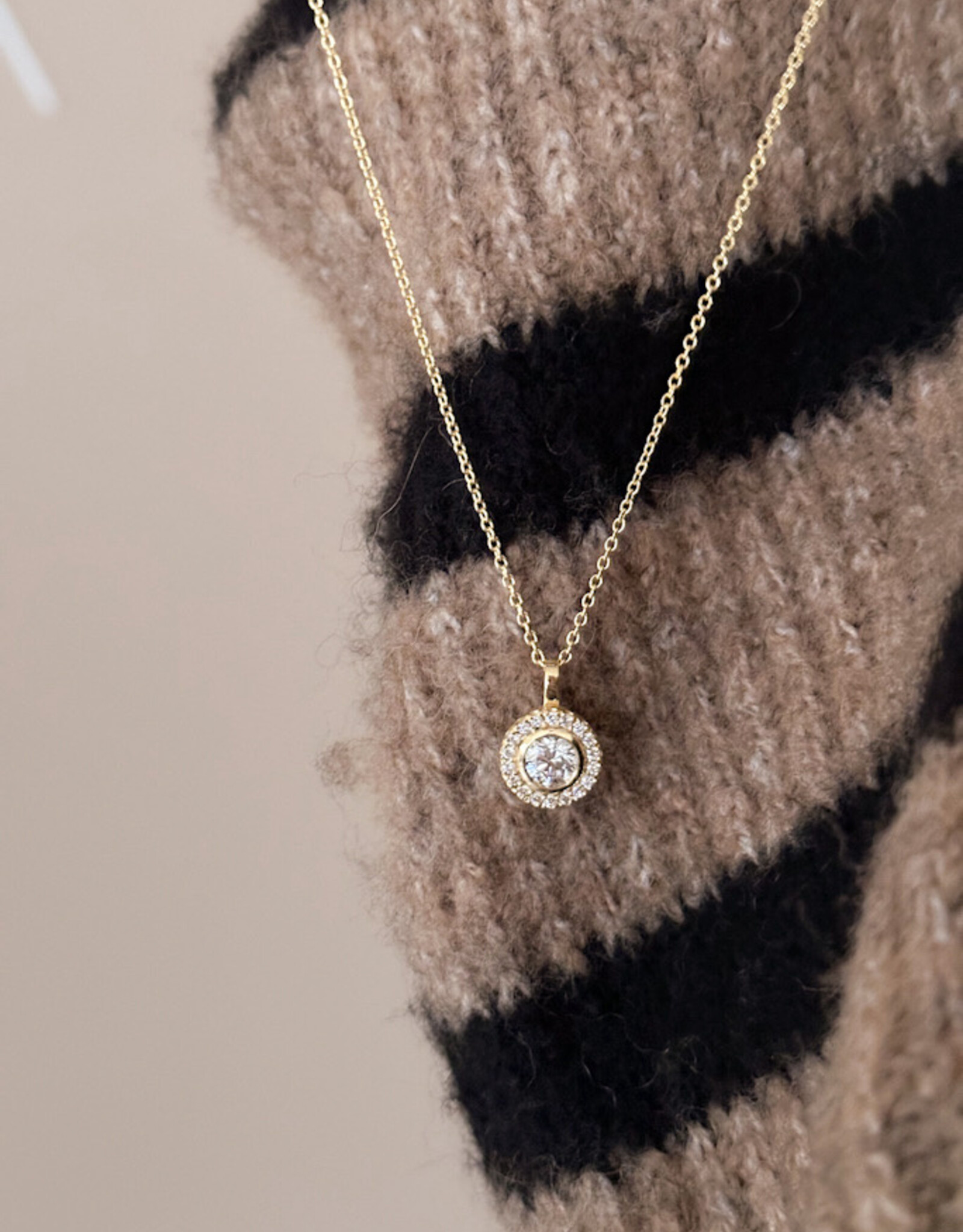 Atelier Maison The Entourage halsketting met as ≠ vormen en kleuren