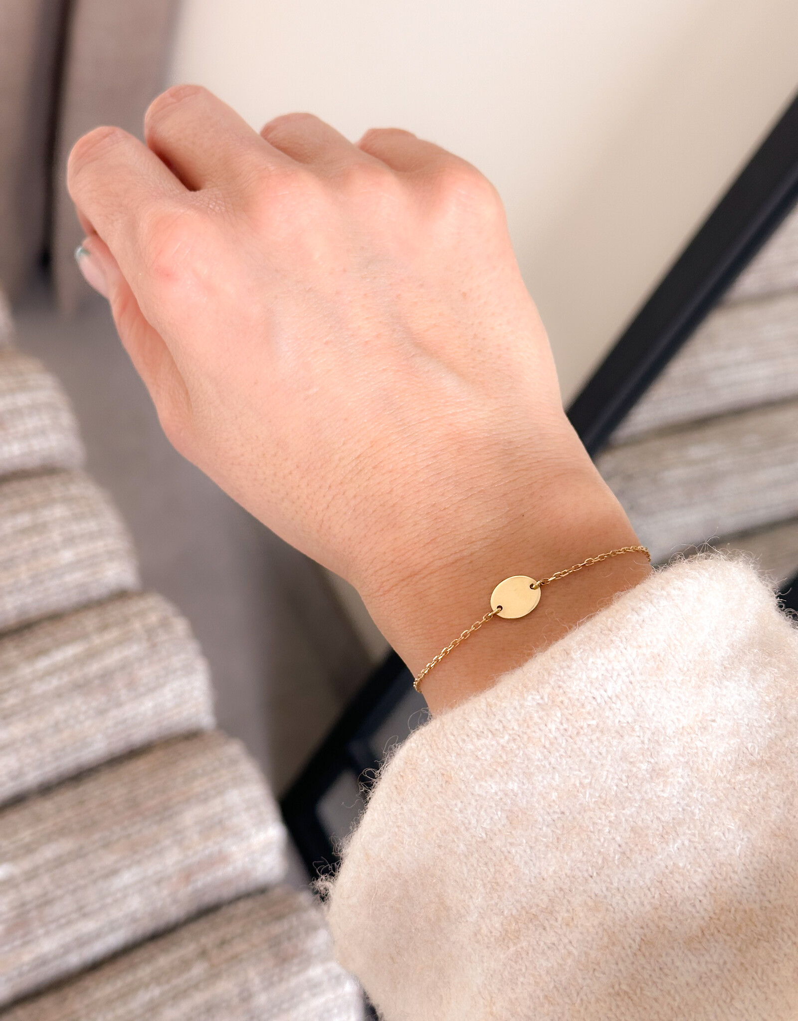Atelier Maison The Oval Mommy & Baby Bracelet - small tag