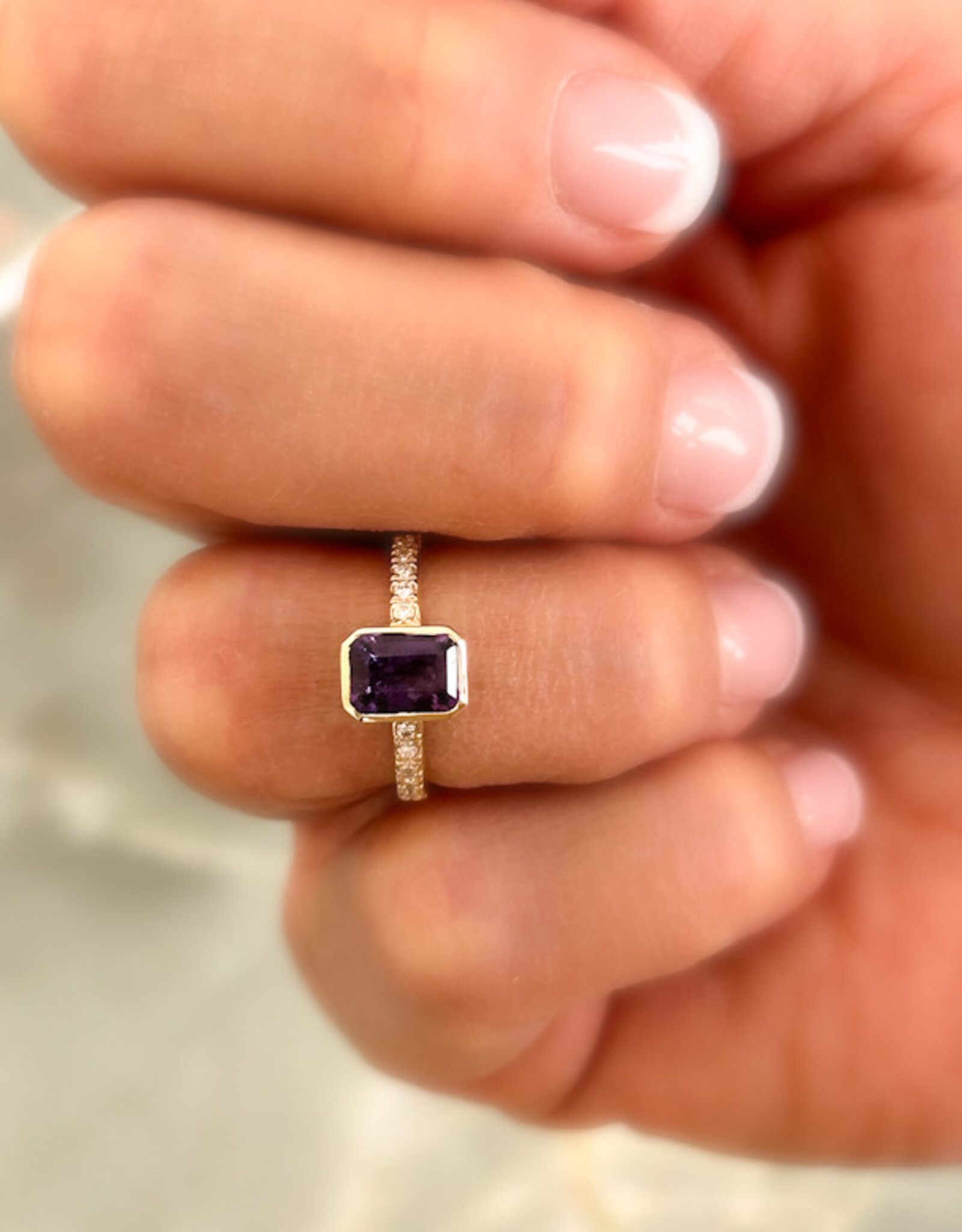 Atelier Maison Soulshine asse ring |  ≠ vormen en edelstenen