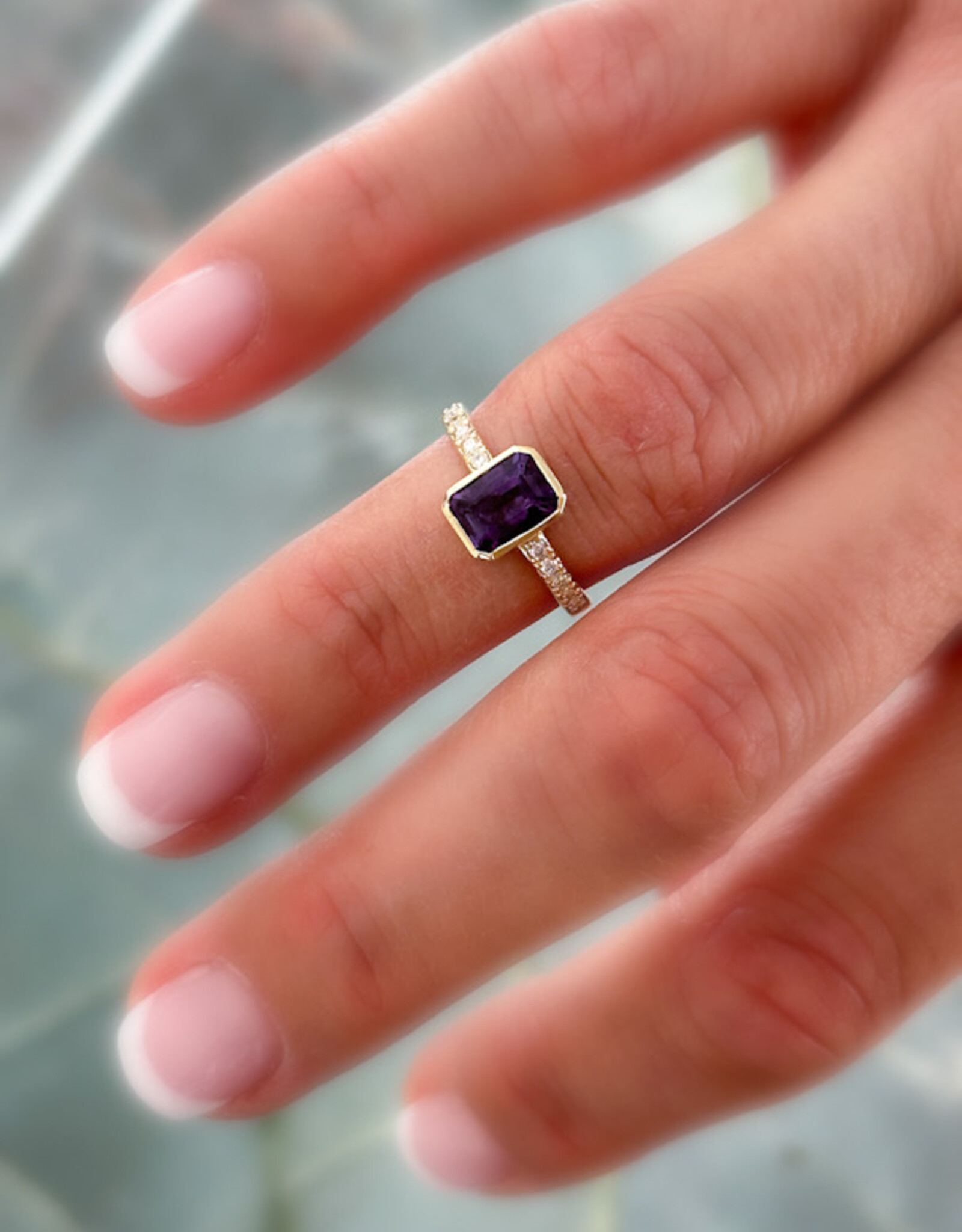 Atelier Maison Soulshine asse ring |  ≠ vormen en edelstenen