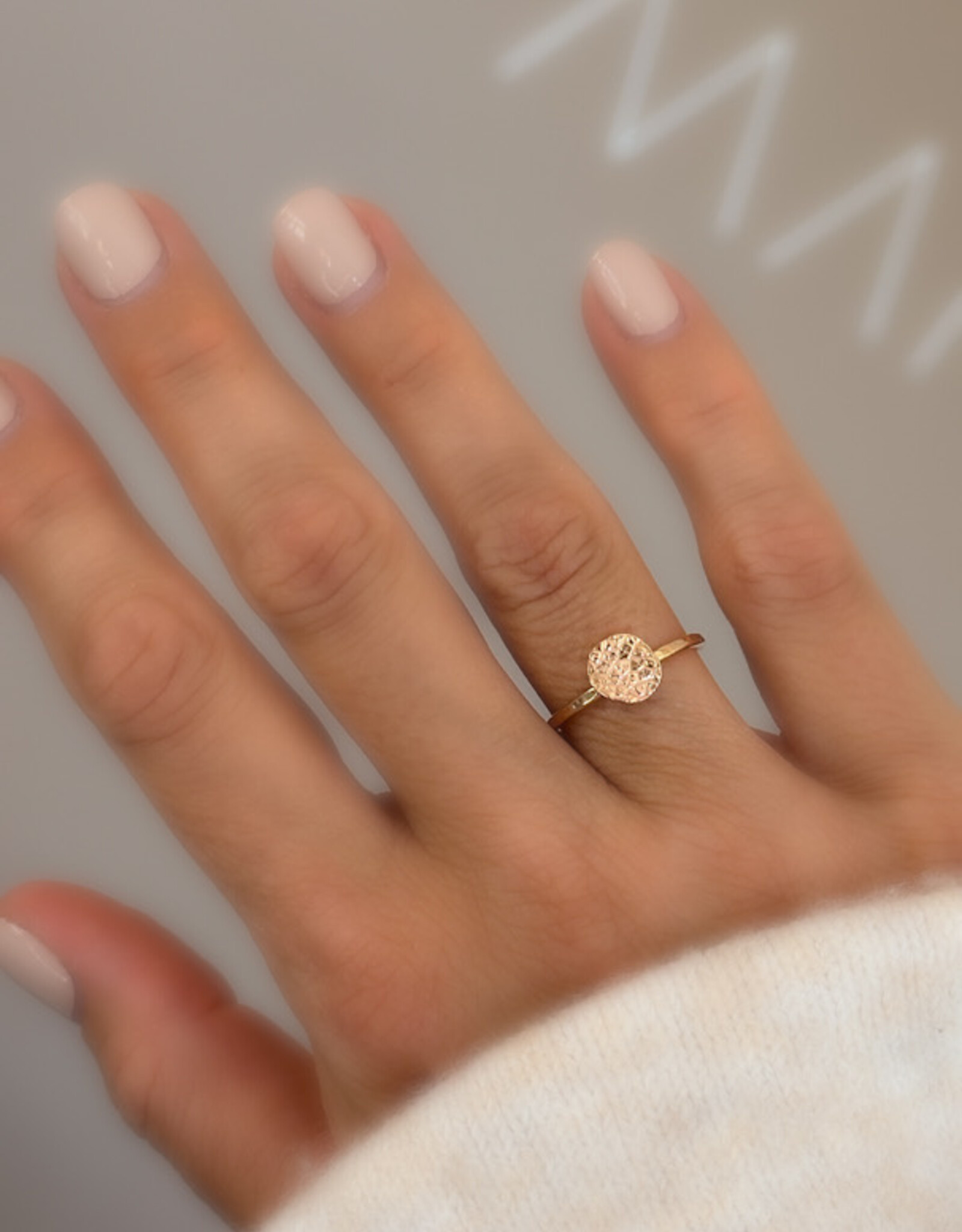 Atelier Maison The Fluffy Snuggles ring | ≠  formaten