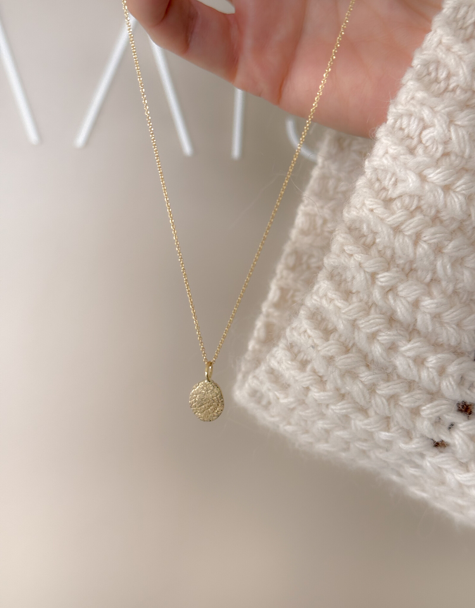 Atelier Maison Fluffy Love hanger | ≠  formaten | neusafdruk hangertje hond