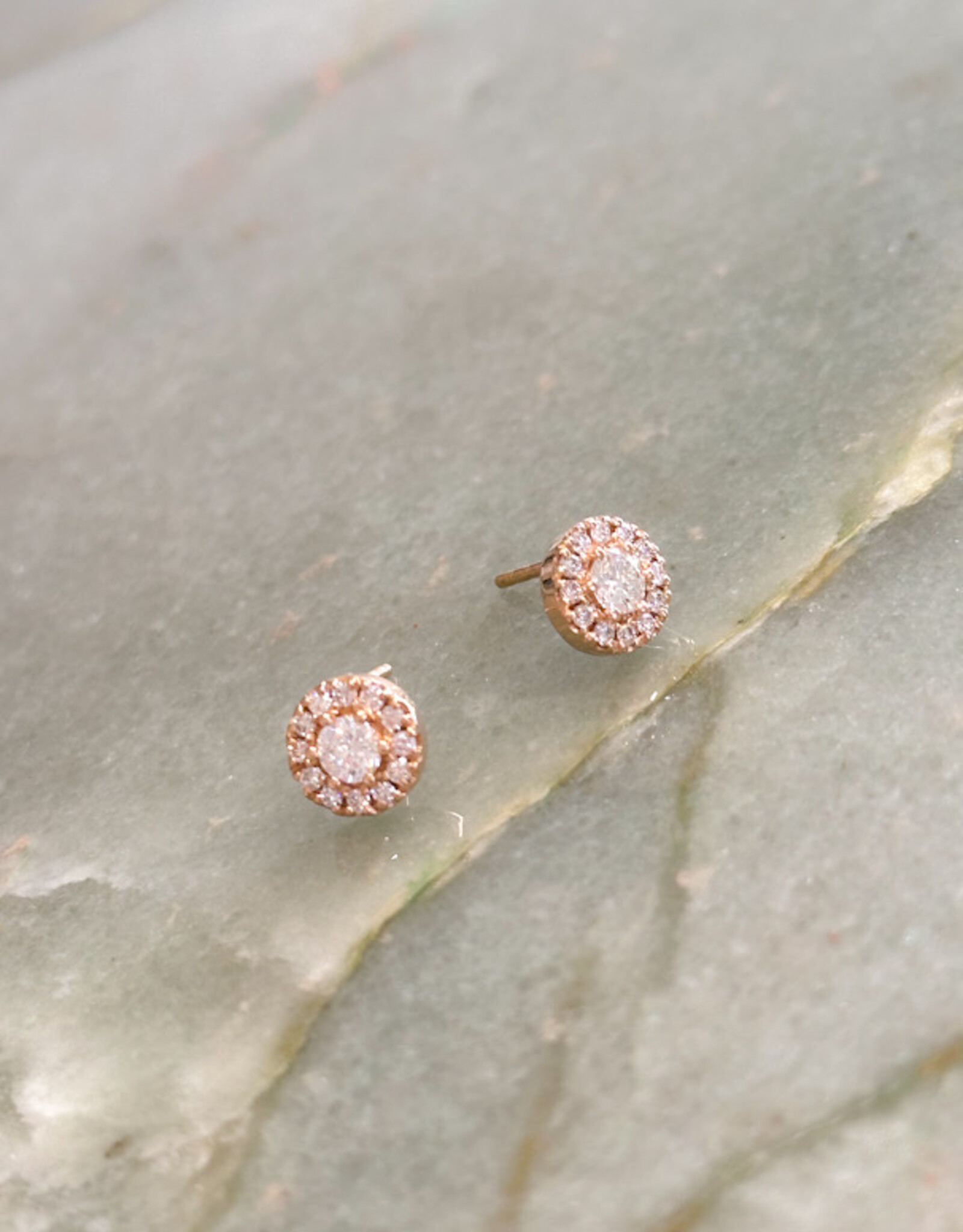 Atelier Maison Sum Of Love oorbellen - 18 kataat rosé goud