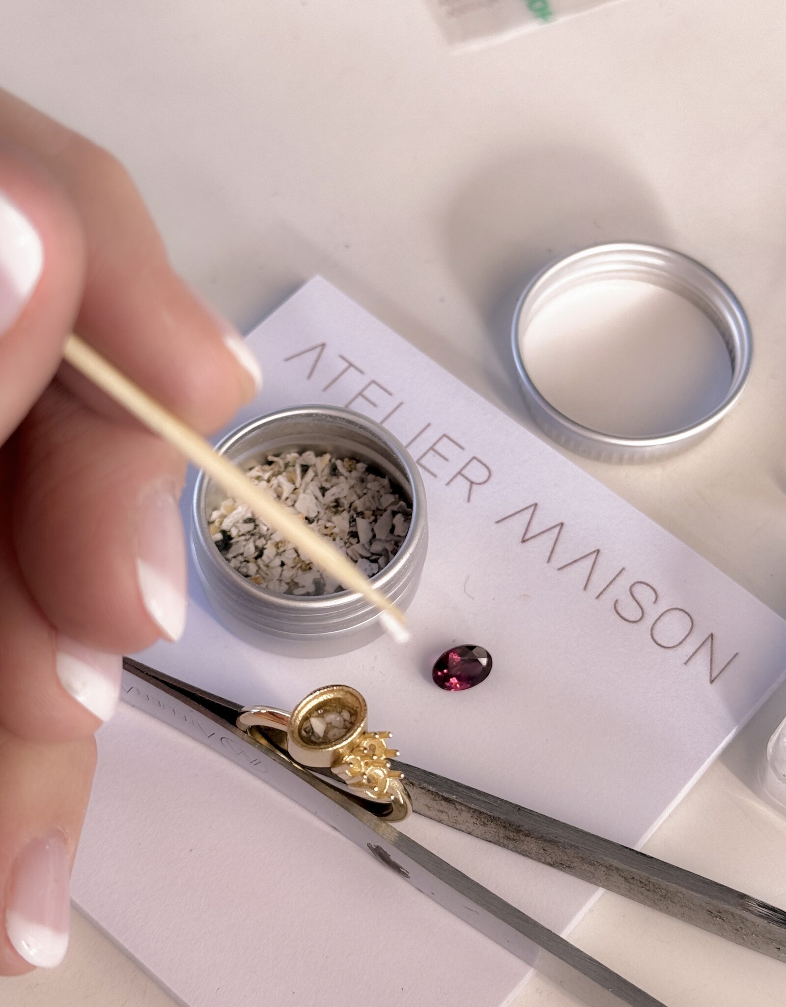 Atelier Maison Courage asring | kleursteen en/of diamanten